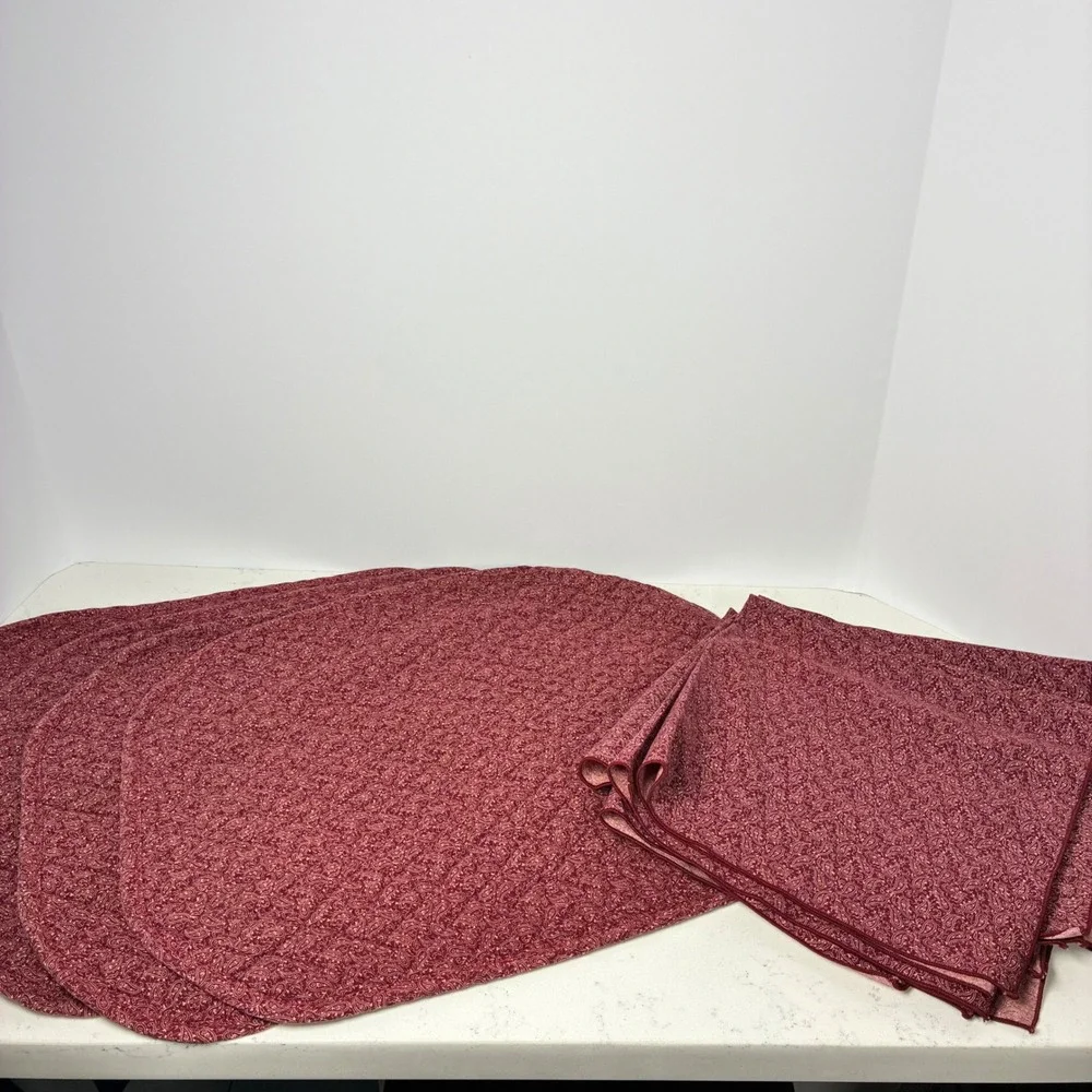 Placemat Napkin Set Burgundy Paisley Quilted 8pc Farmhouse Cottage Table Decor